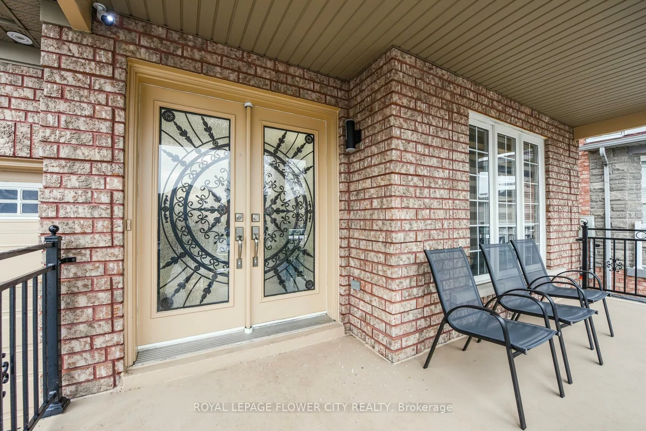 22, Wintersnow, Sandringham-Wellington, Brampton