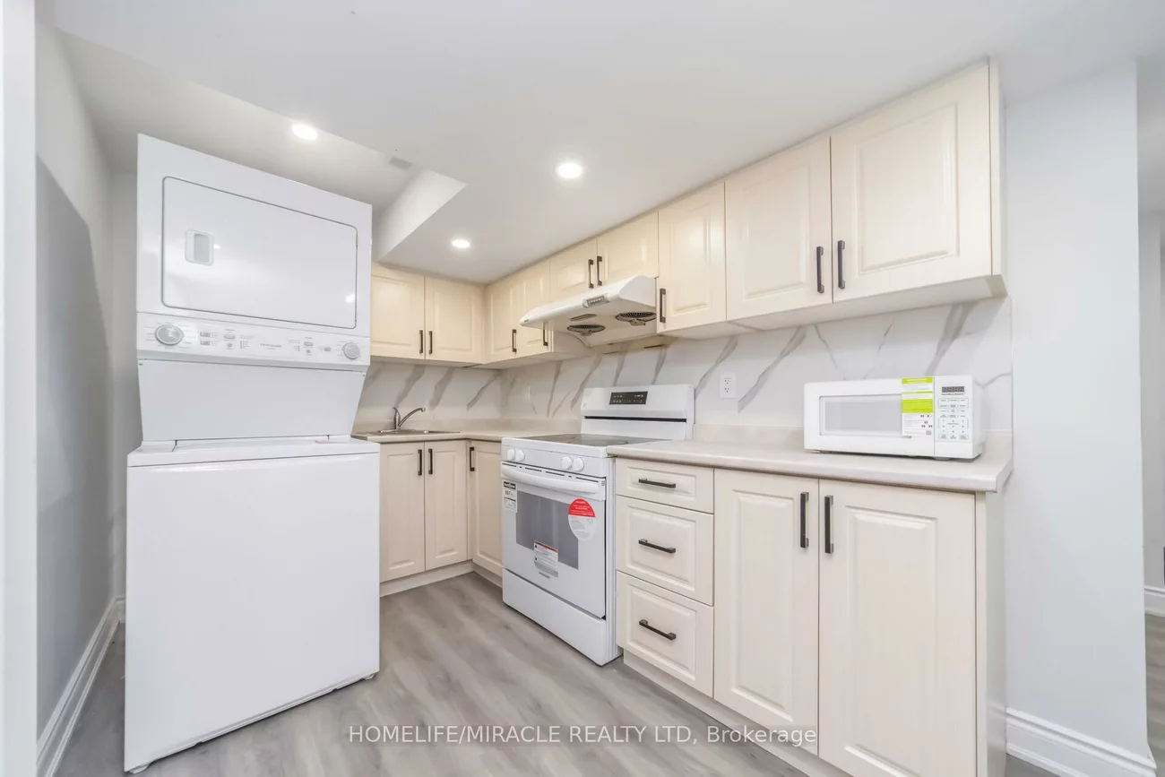 5, Cherryplum, Bramalea North Industrial, Brampton