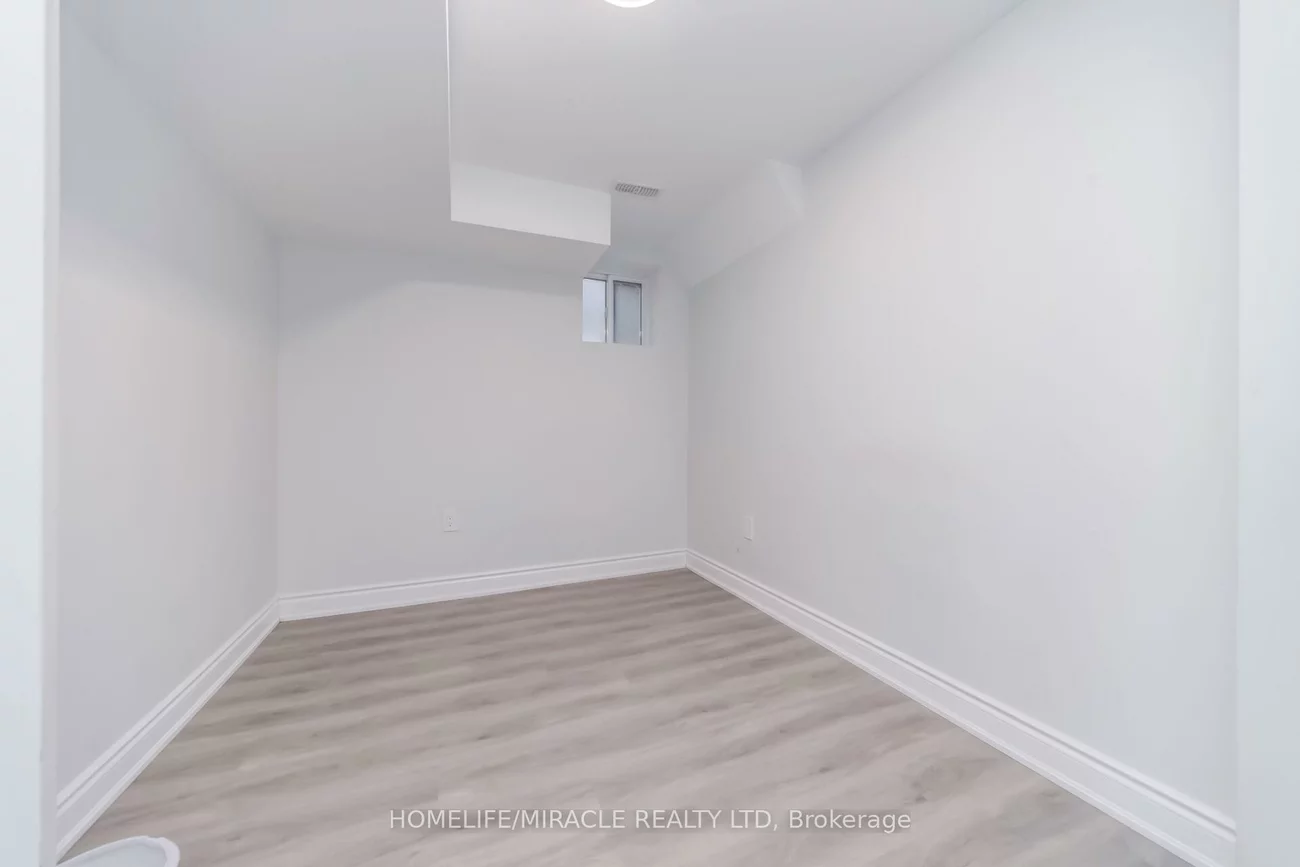 5, Cherryplum, Bramalea North Industrial, Brampton