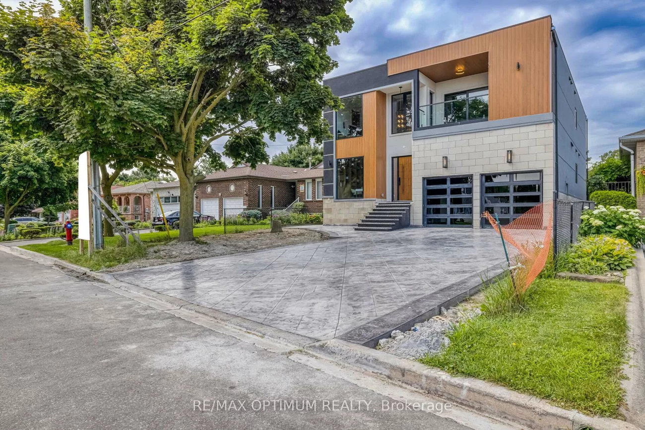 47, Moore, Brampton West, Brampton