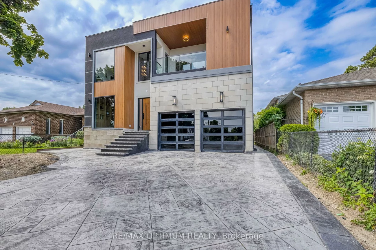 47, Moore, Brampton West, Brampton
