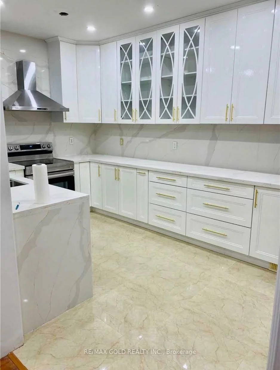 60, Swales, Sandringham-Wellington, Brampton