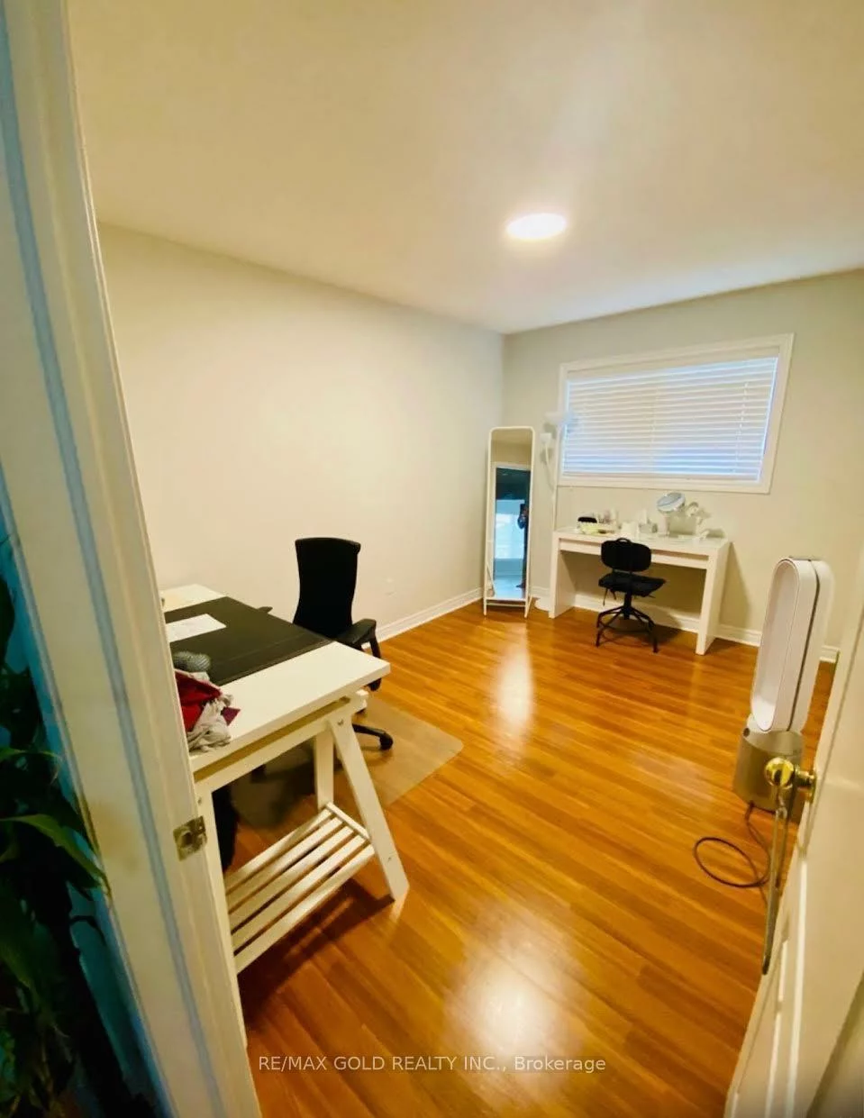 60, Swales, Sandringham-Wellington, Brampton