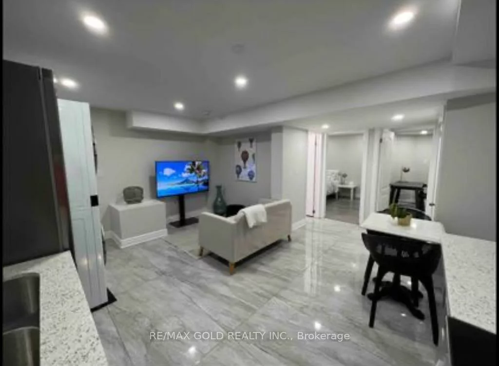 60, Swales, Sandringham-Wellington, Brampton