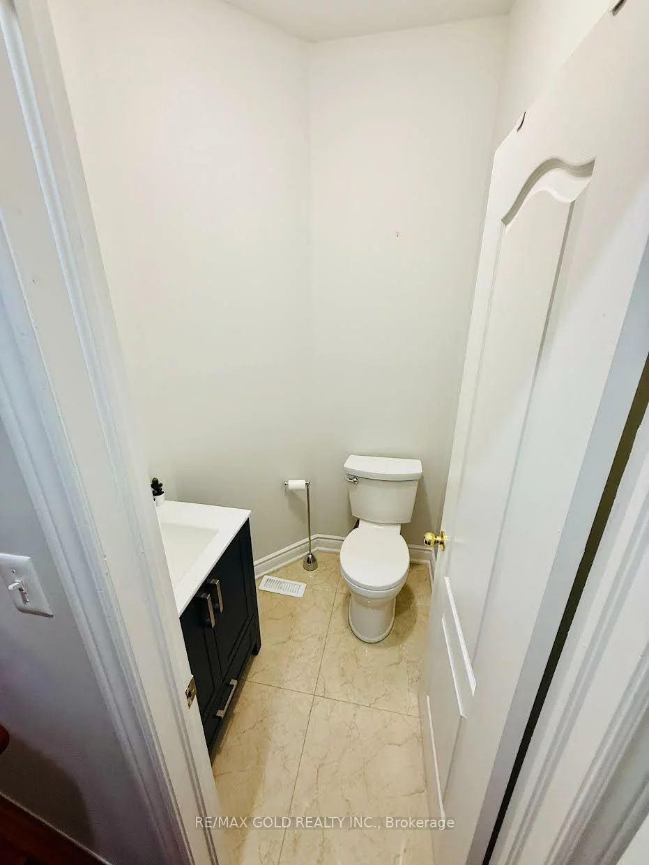 60, Swales, Sandringham-Wellington, Brampton