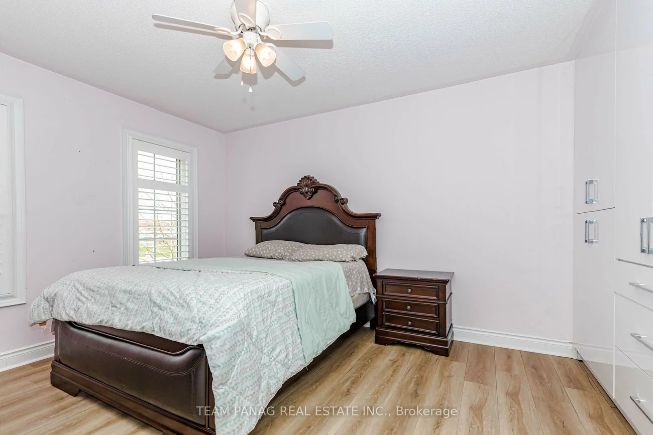 233, Queen Mary, Fletcher's Meadow, Brampton