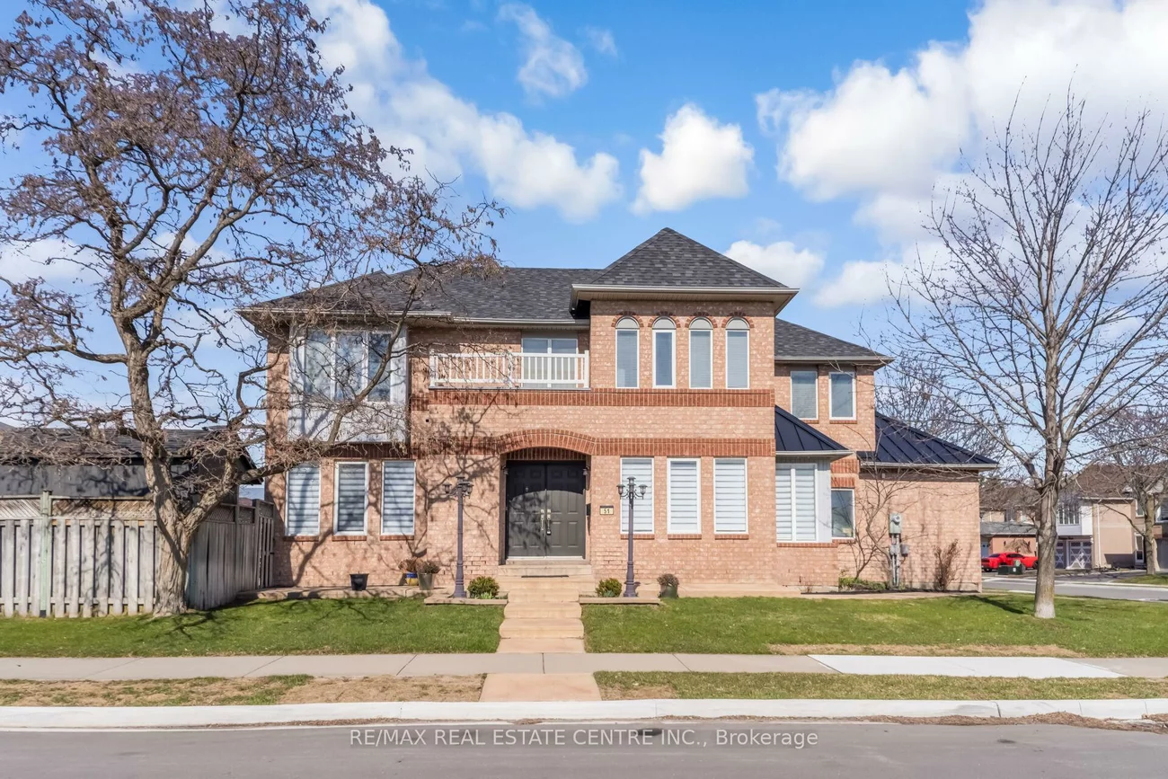 51, Pebblestone, Brampton West, Brampton