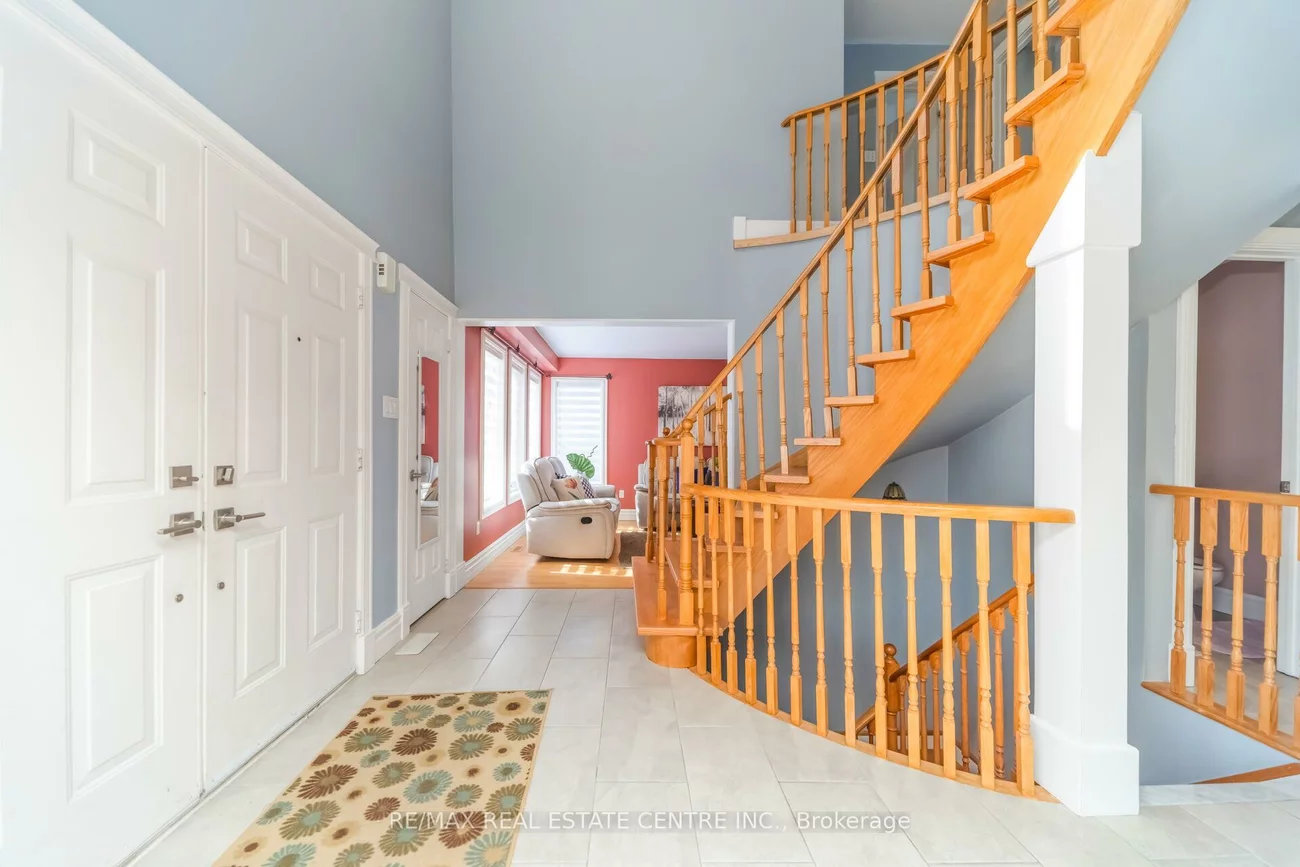 51, Pebblestone, Brampton West, Brampton