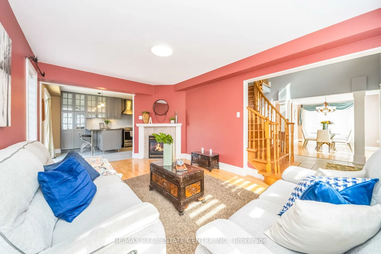 51, Pebblestone, Brampton West, Brampton