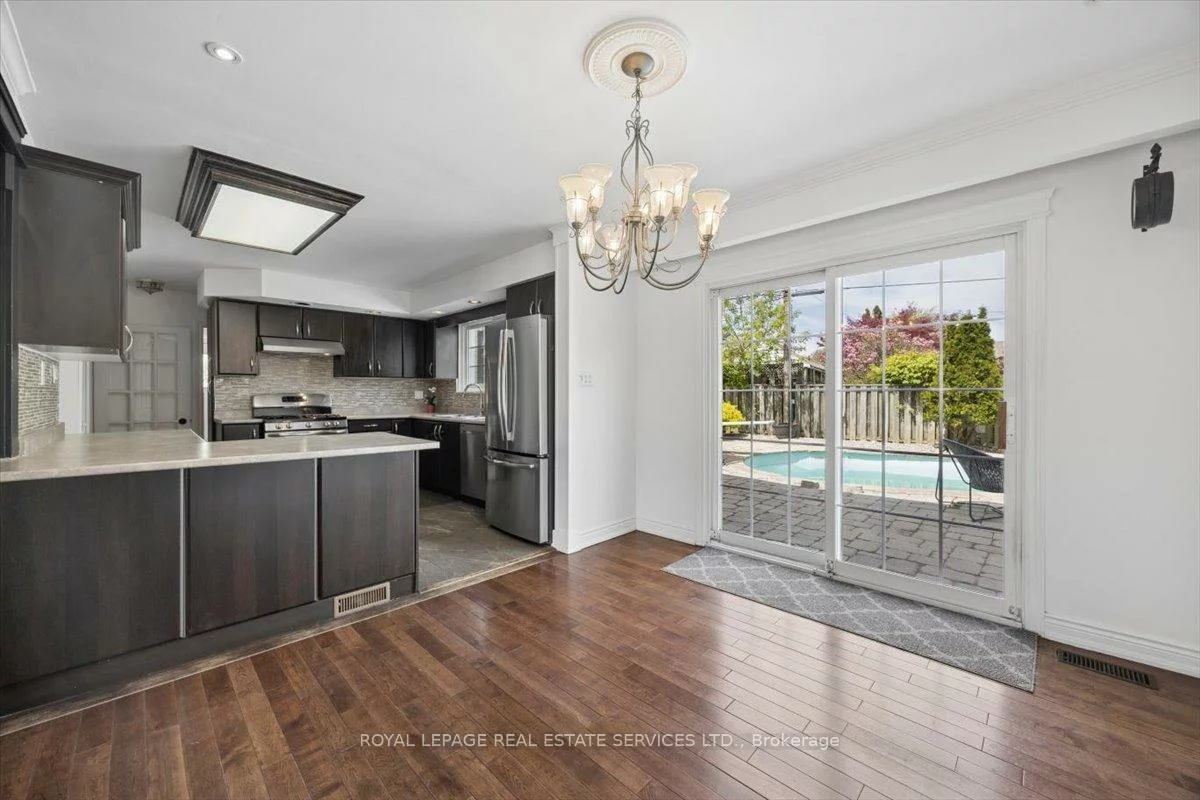 18, Chesterfield, Brampton East, Brampton