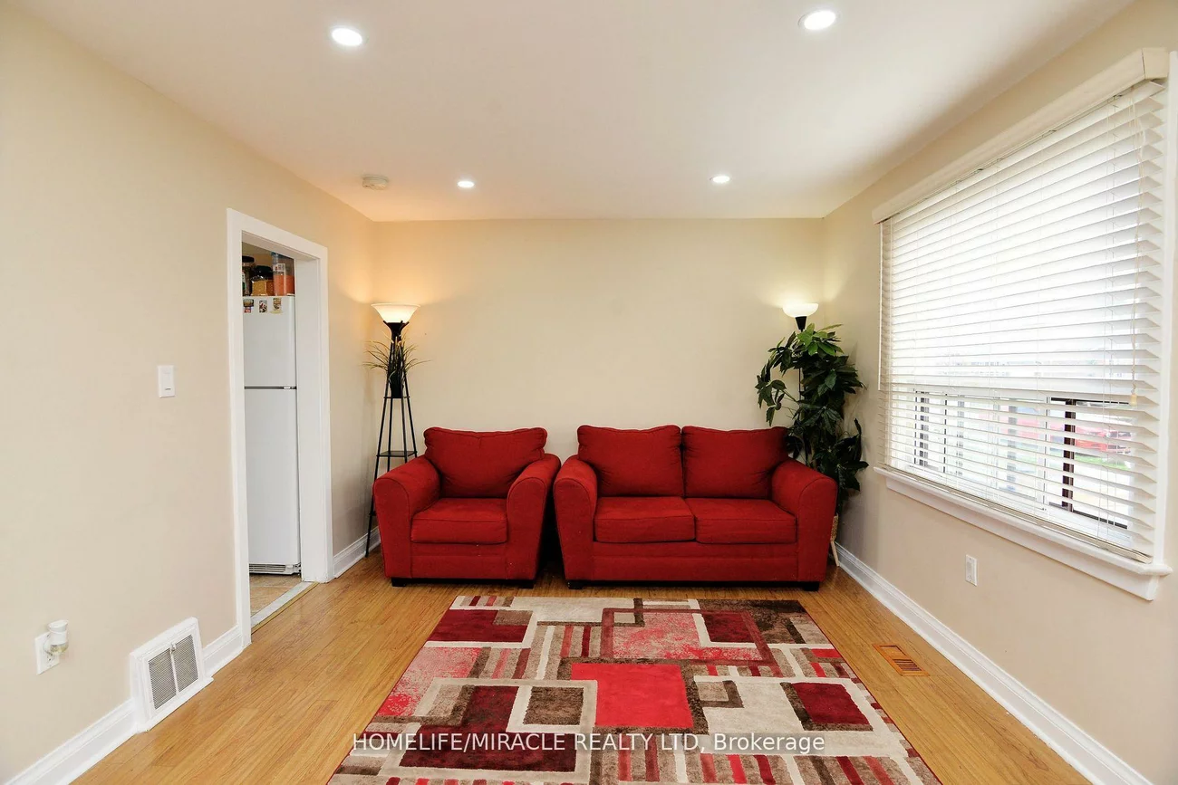 7, Sophia, Brampton North, Brampton