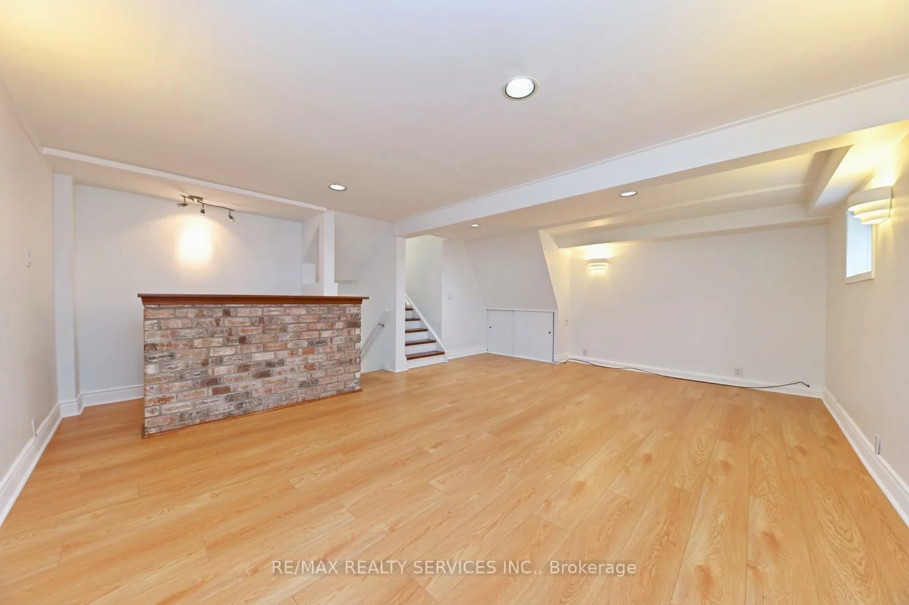 65, Massey, Central Park, Brampton