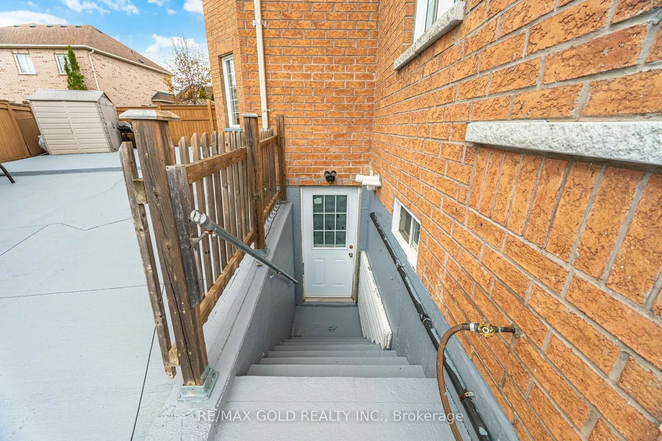 29, Laurentide, Vales of Castlemore North, Brampton