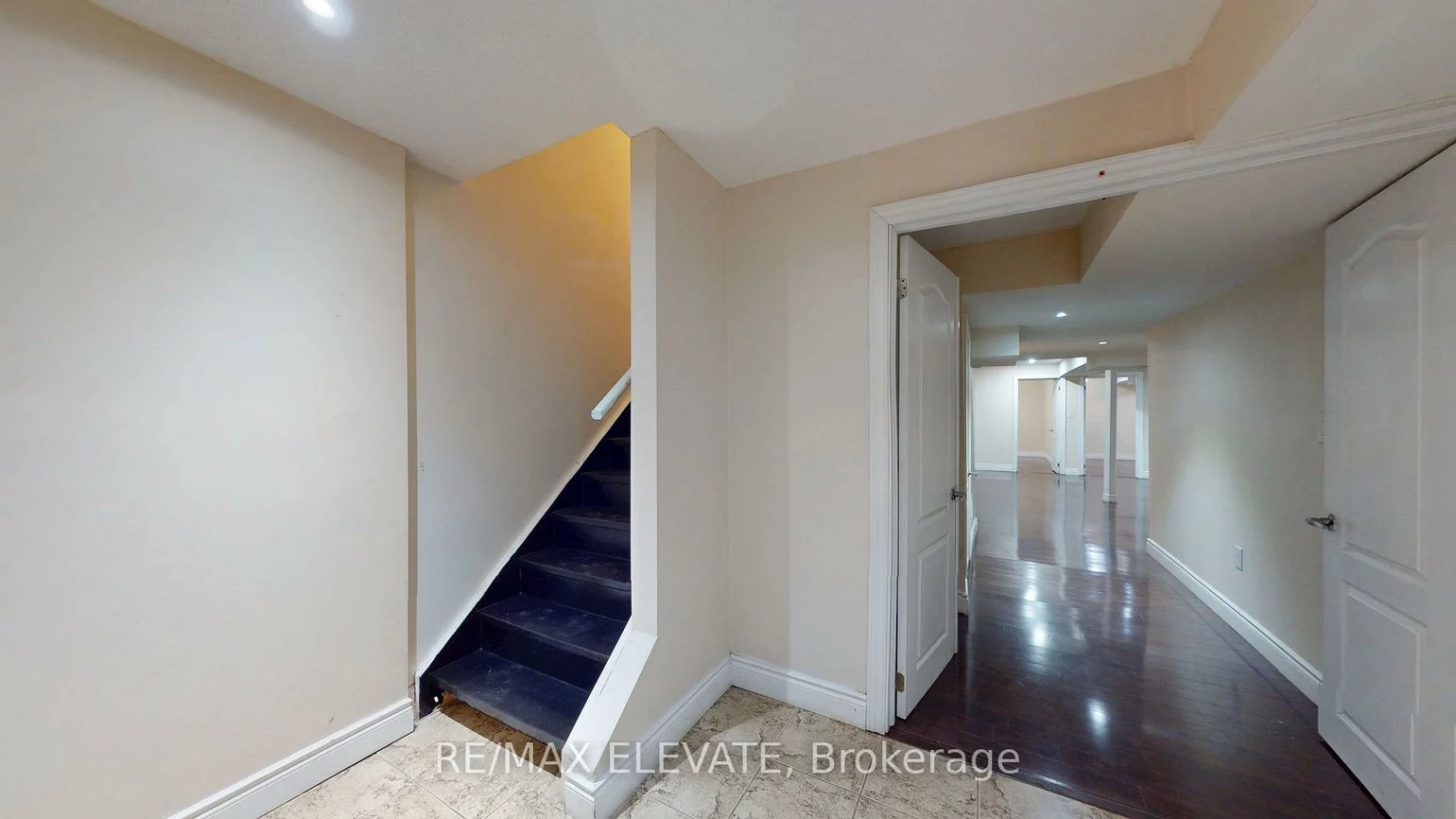 45, Castle Oaks, Bram East, Brampton