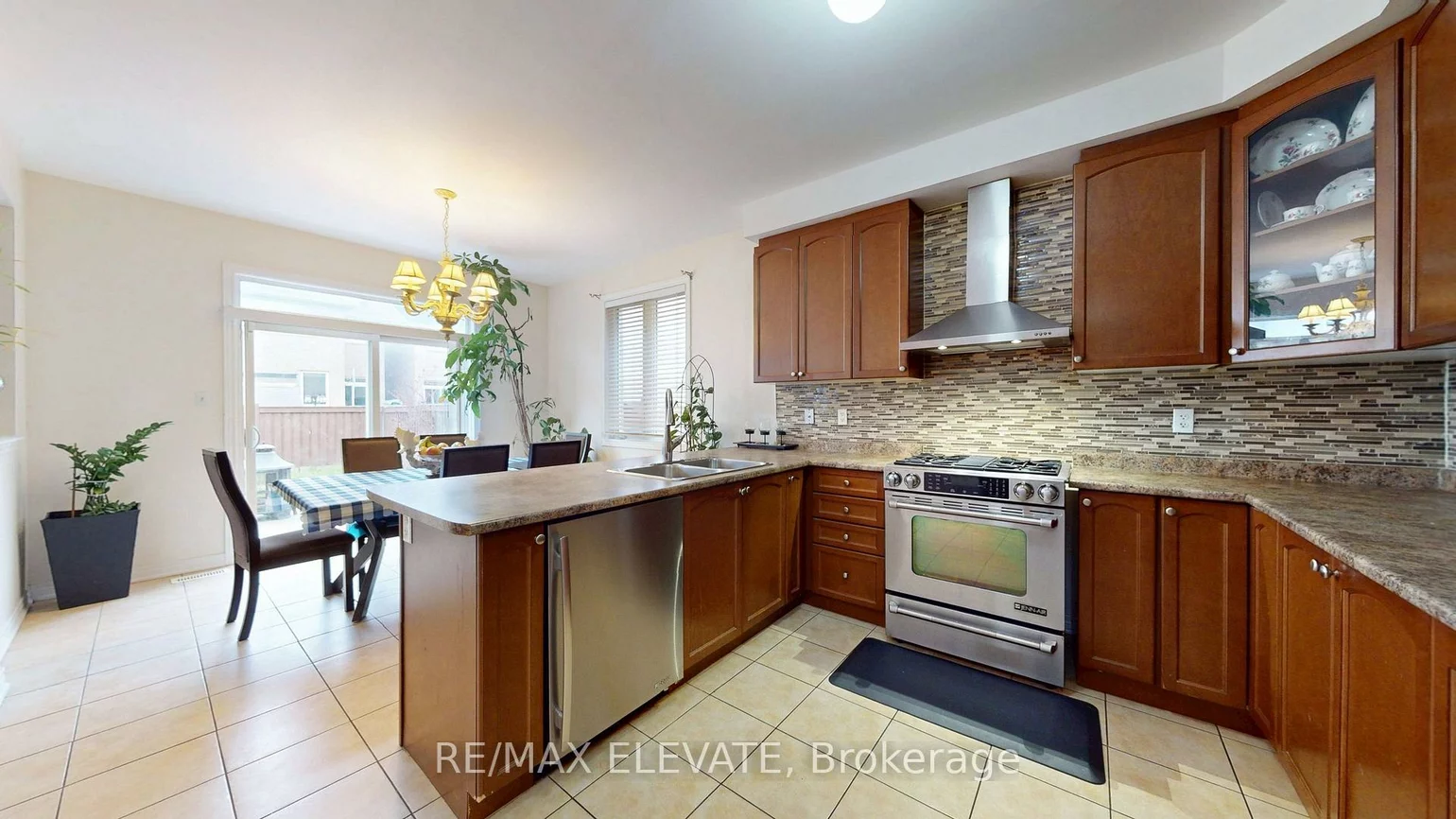 45, Castle Oaks, Bram East, Brampton