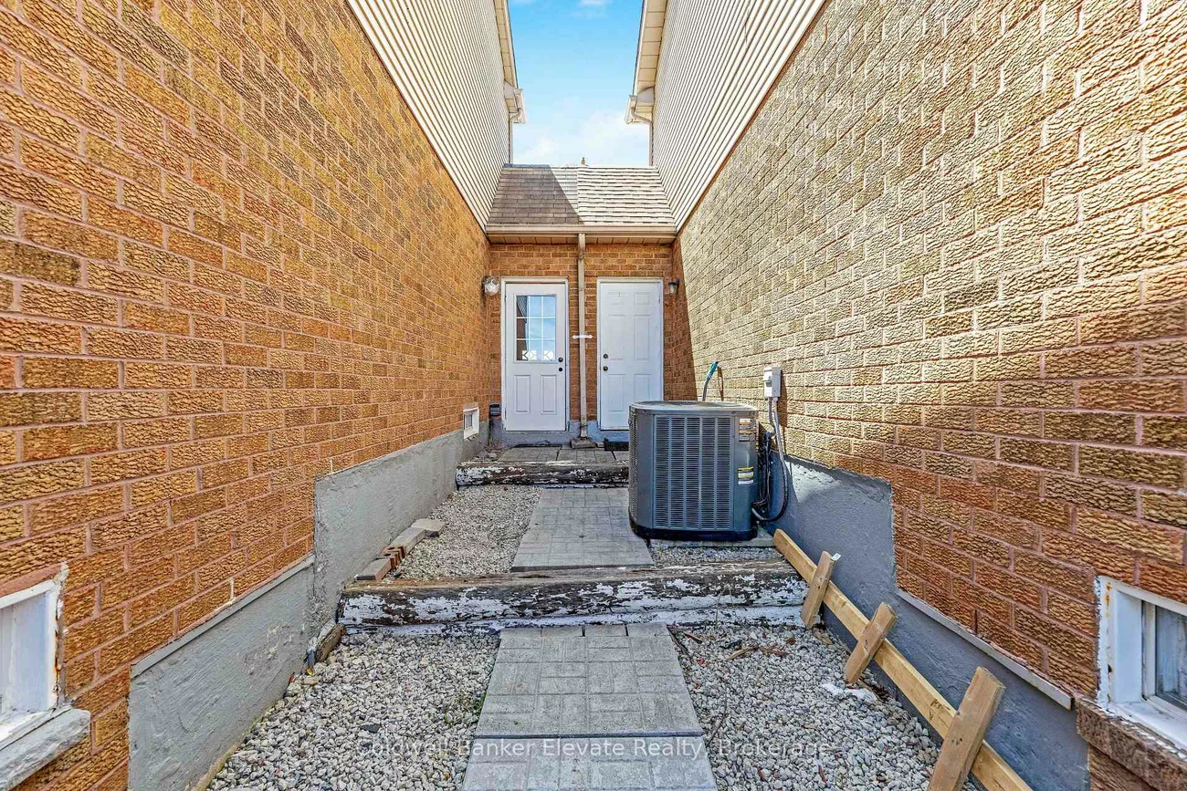 51, Acadian, Fletcher's Creek South, Brampton