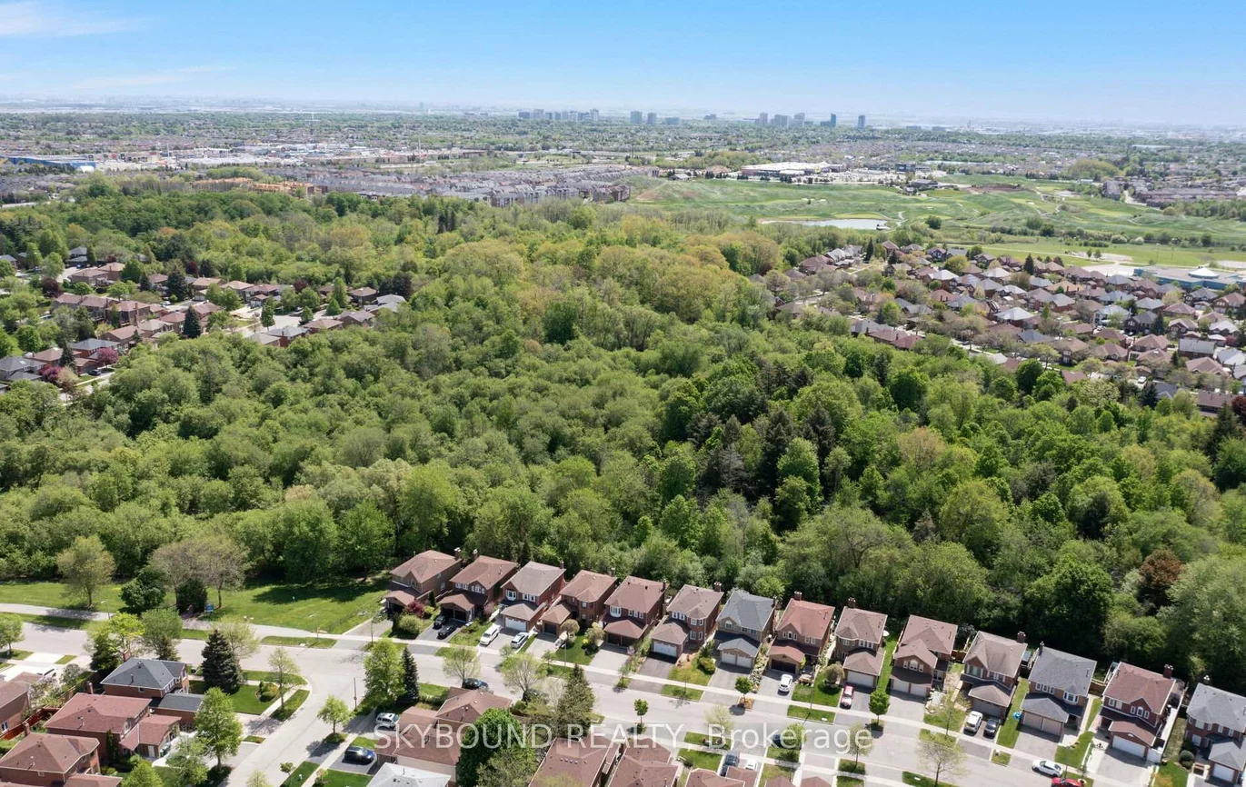 21, Pinellas, Heart Lake East, Brampton