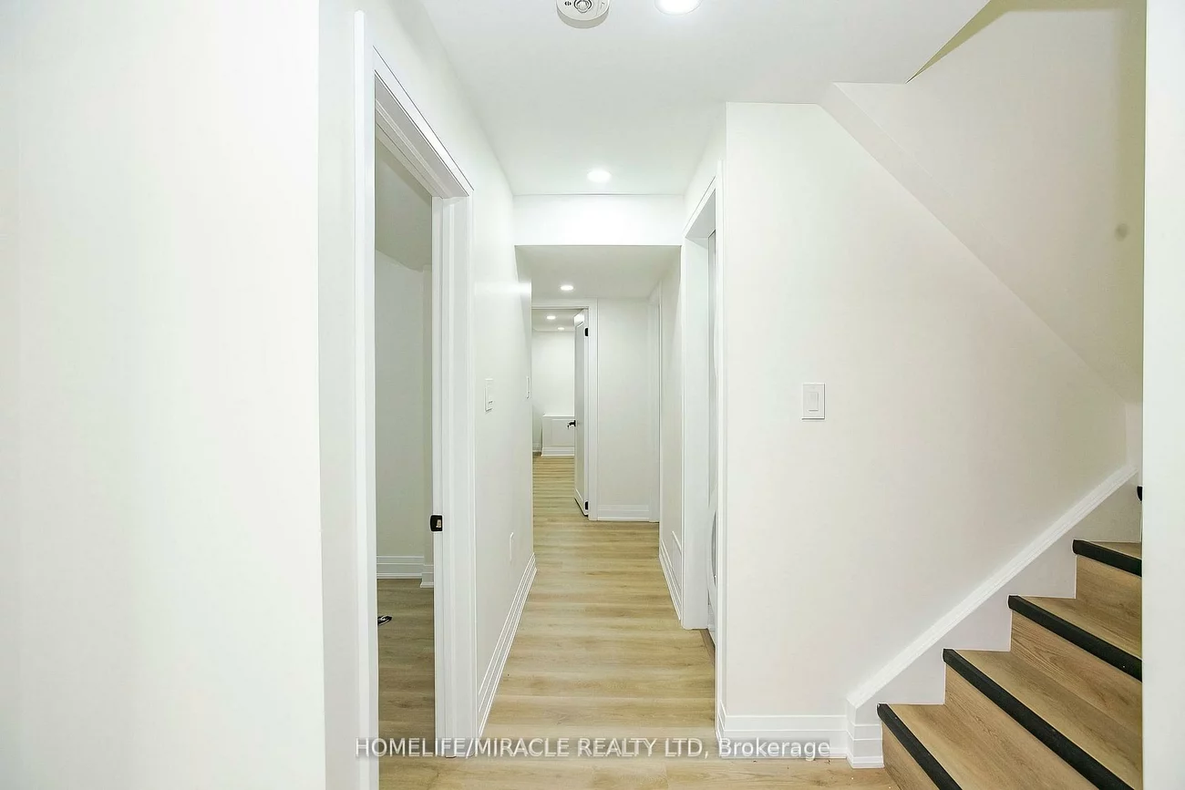 52, Foxacre, Madoc, Brampton