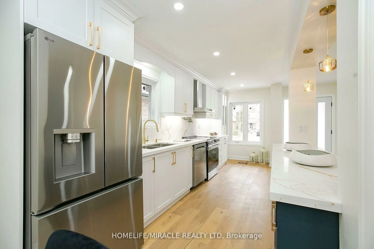52, Foxacre, Madoc, Brampton