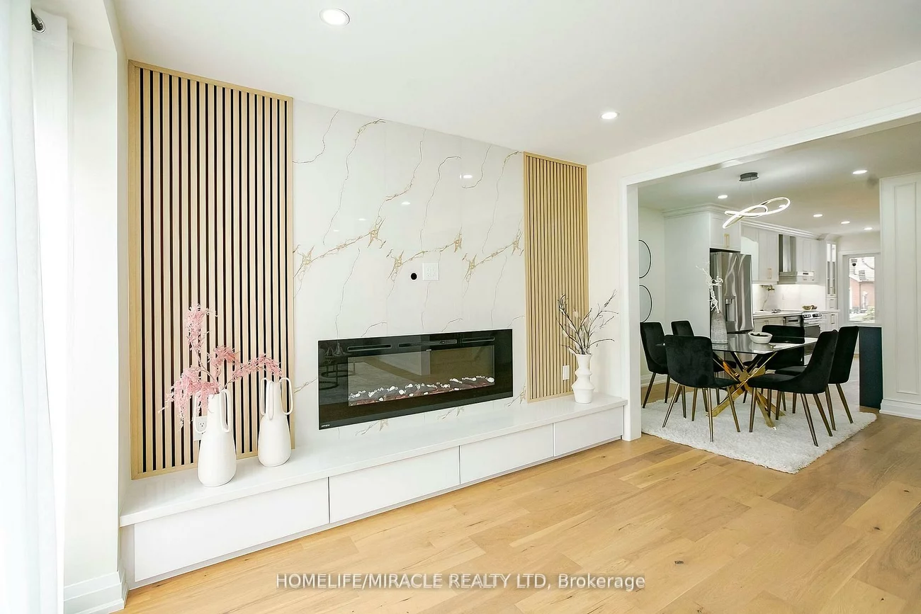52, Foxacre, Madoc, Brampton