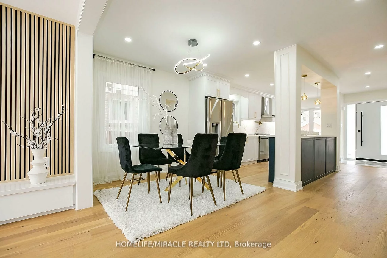 52, Foxacre, Madoc, Brampton