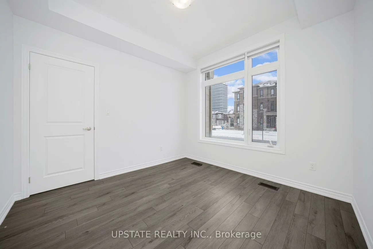 29, Ravenbury, Bram East, Brampton