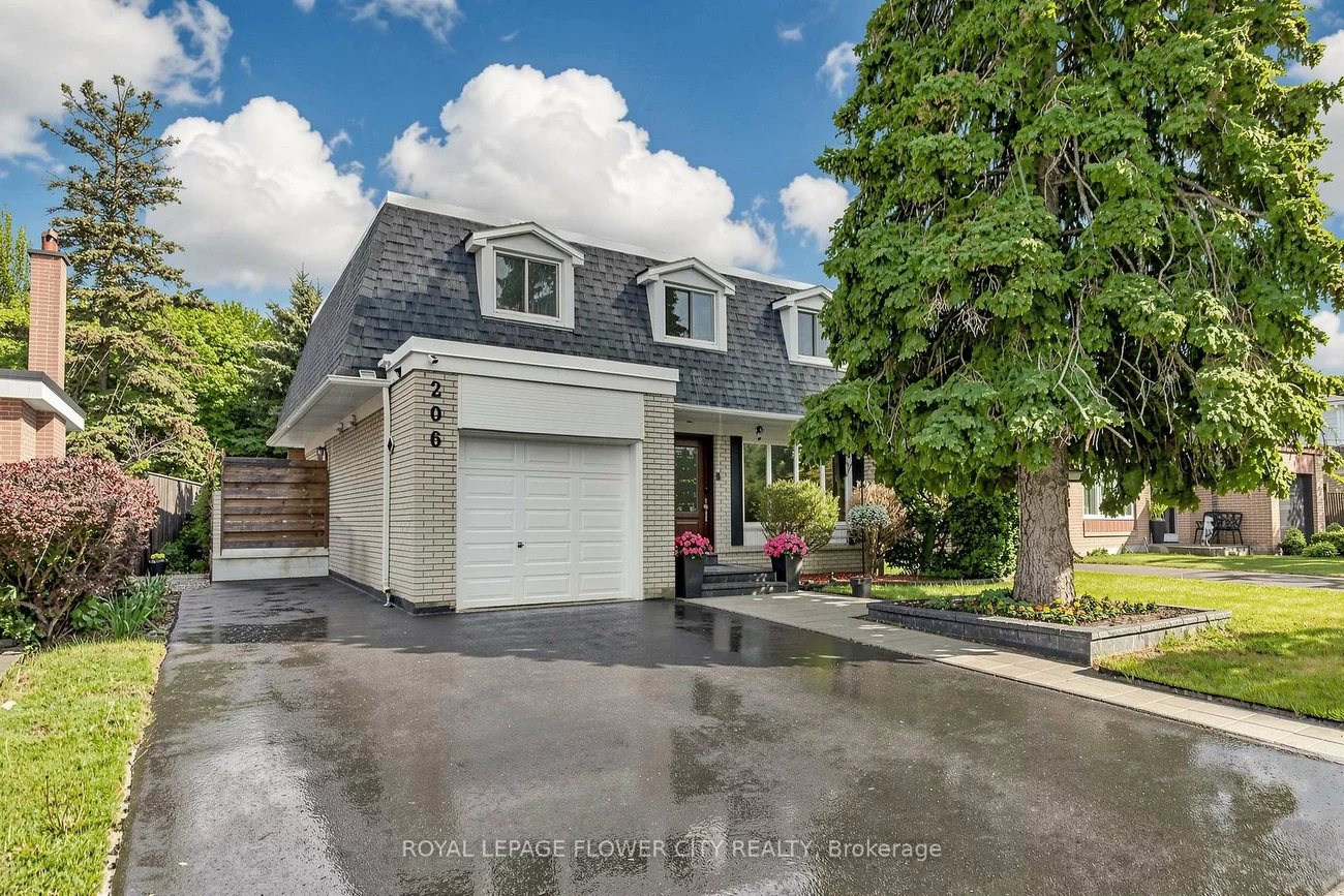 206, Mcmurchy, Brampton South, Brampton