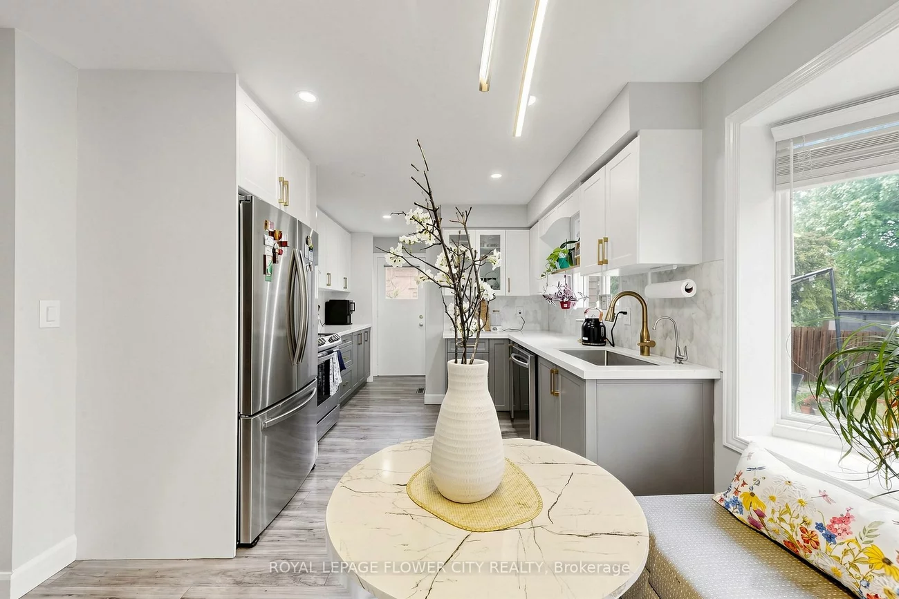 206, Mcmurchy, Brampton South, Brampton