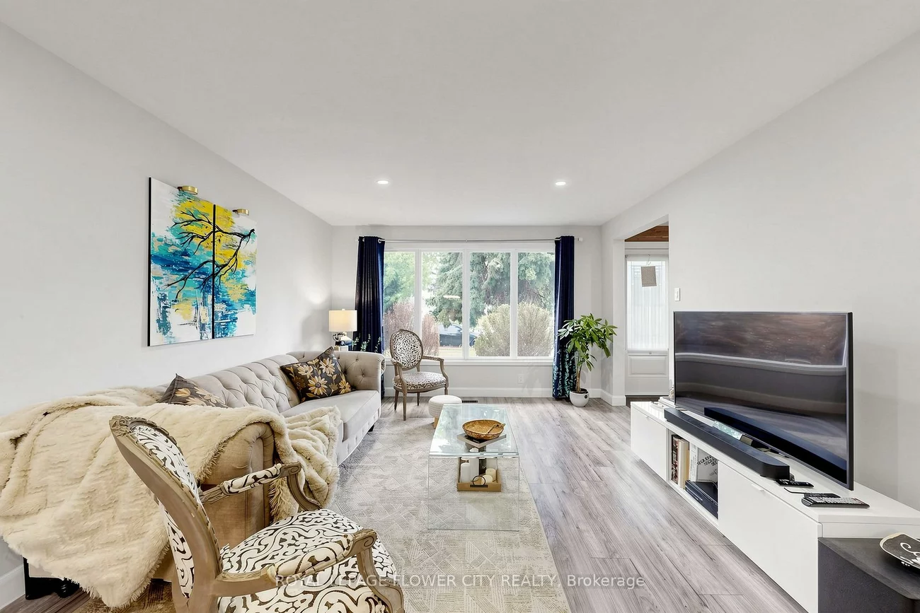 206, Mcmurchy, Brampton South, Brampton