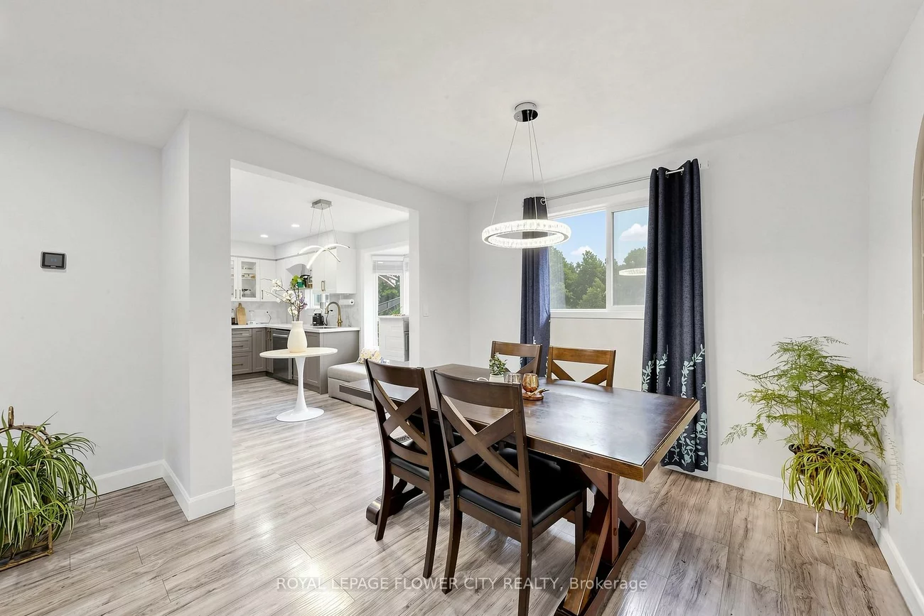 206, Mcmurchy, Brampton South, Brampton