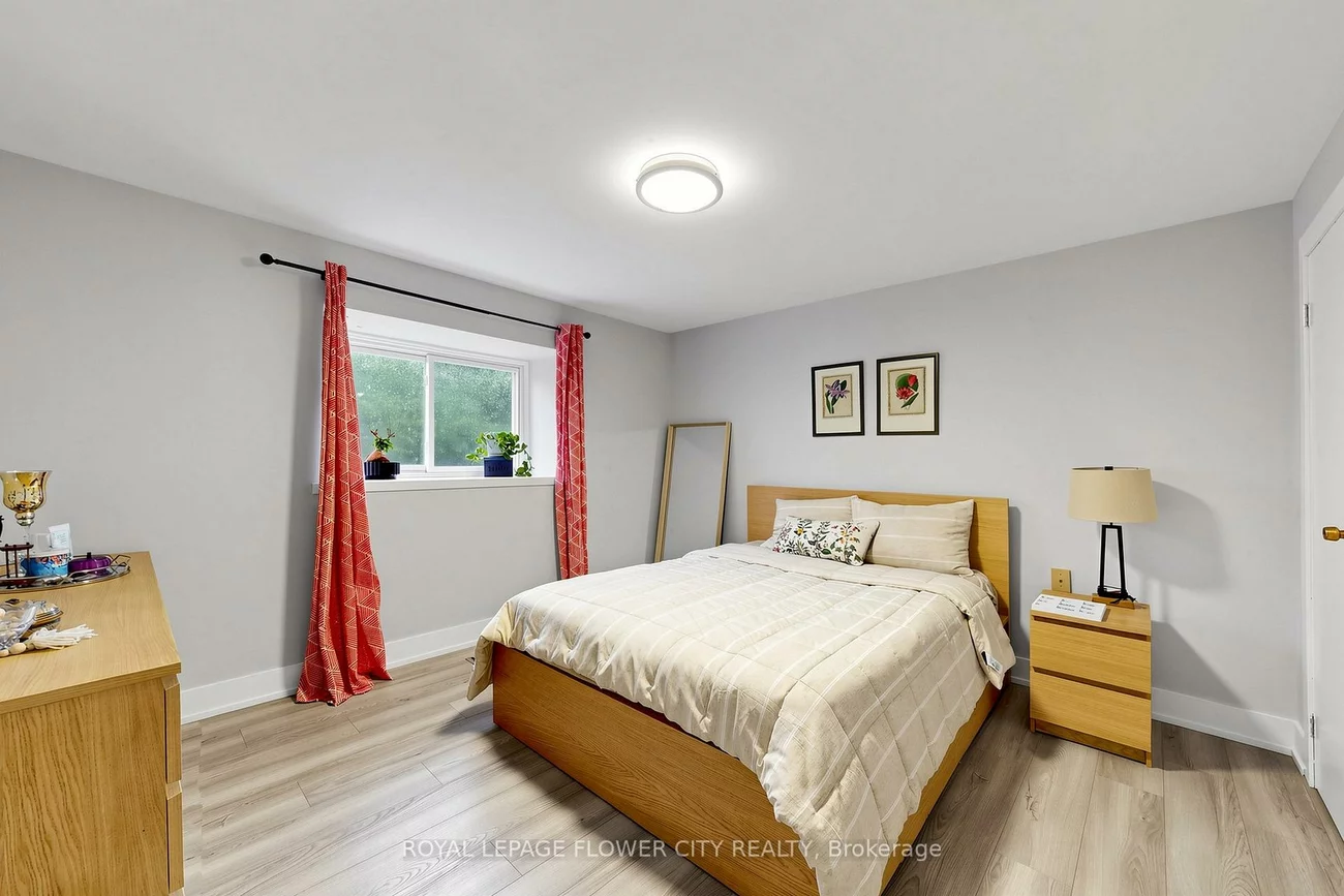 206, Mcmurchy, Brampton South, Brampton