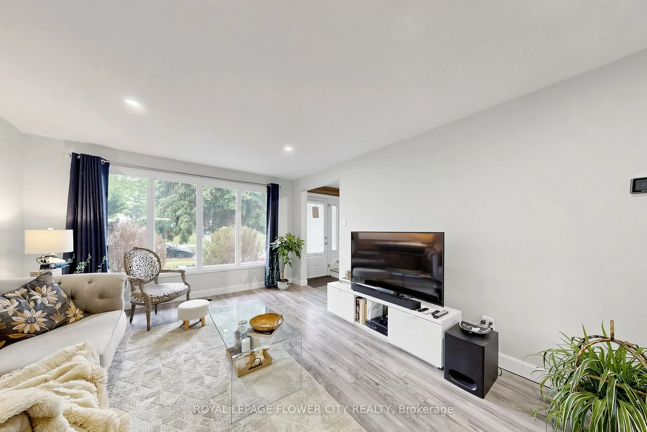 206, Mcmurchy, Brampton South, Brampton