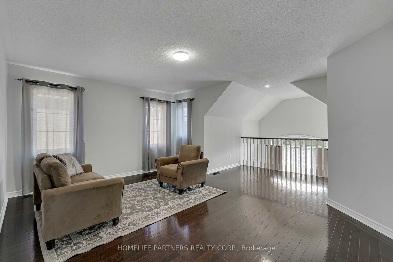 15, Oakhaven, Bram East, Brampton