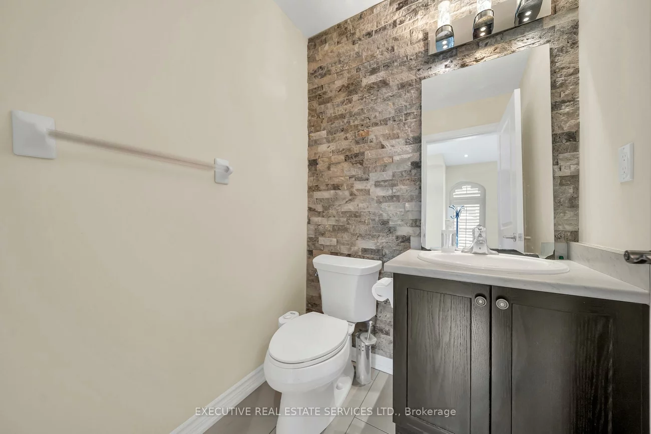 13, Masken, Northwest Brampton, Brampton