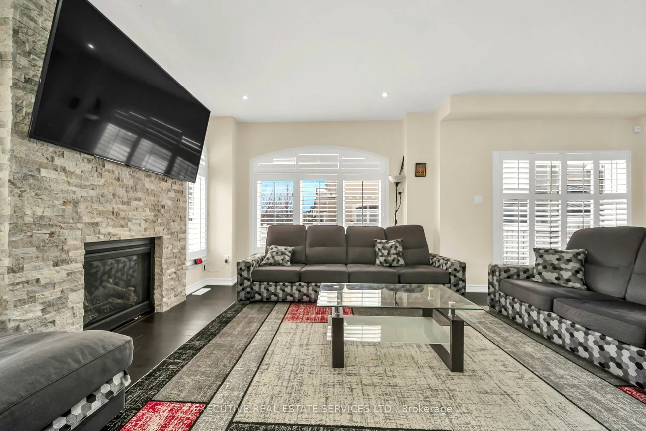 13, Masken, Northwest Brampton, Brampton