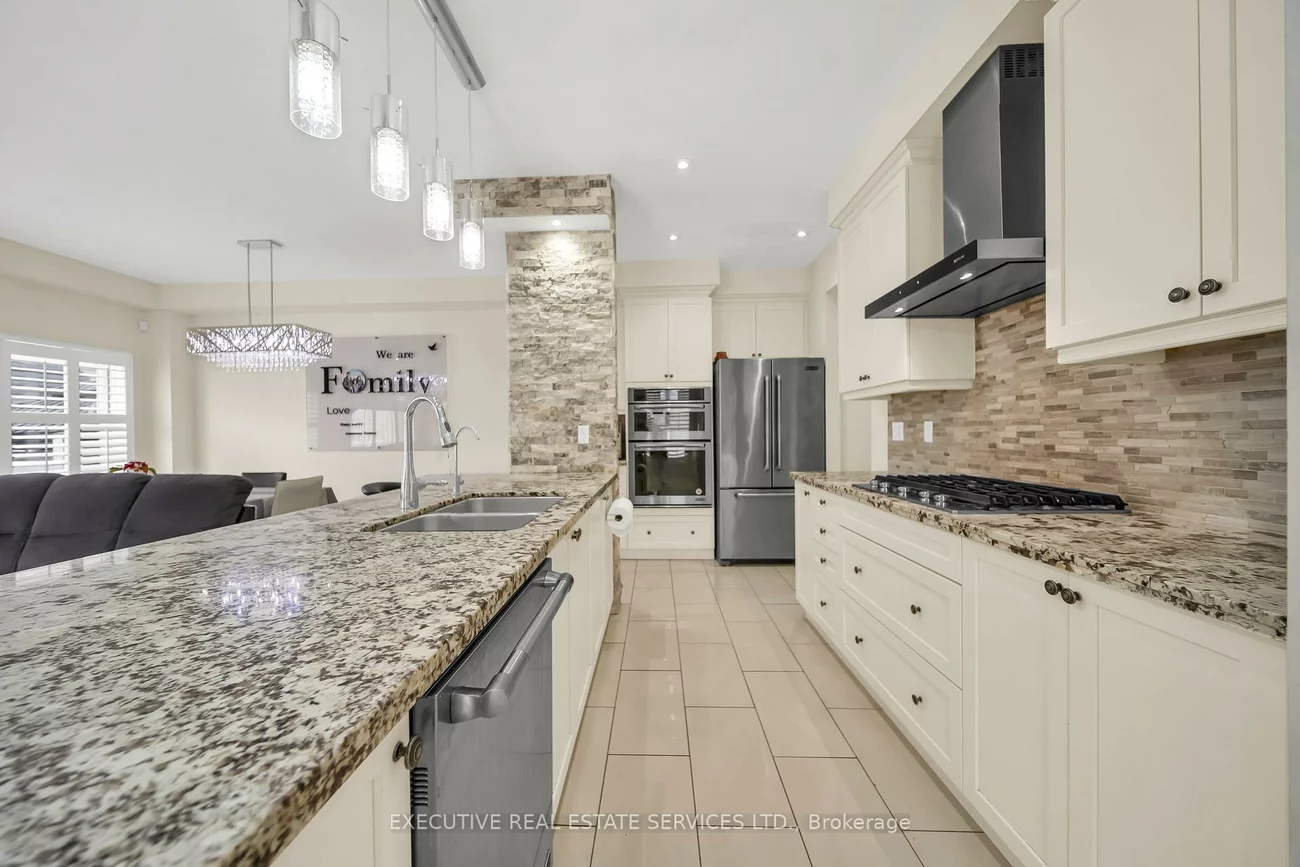 13, Masken, Northwest Brampton, Brampton