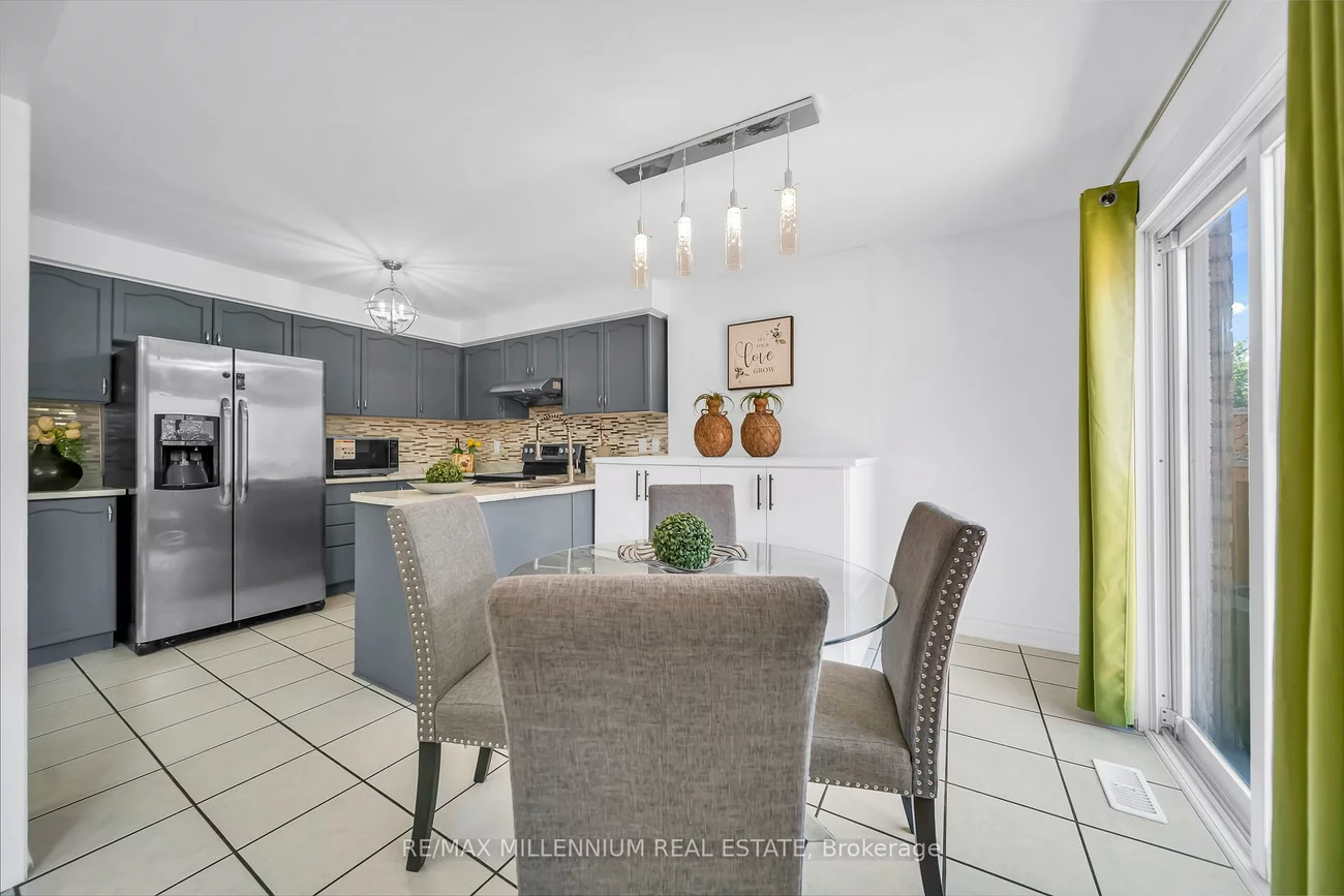 36, Allangrove, Fletcher's Meadow, Brampton