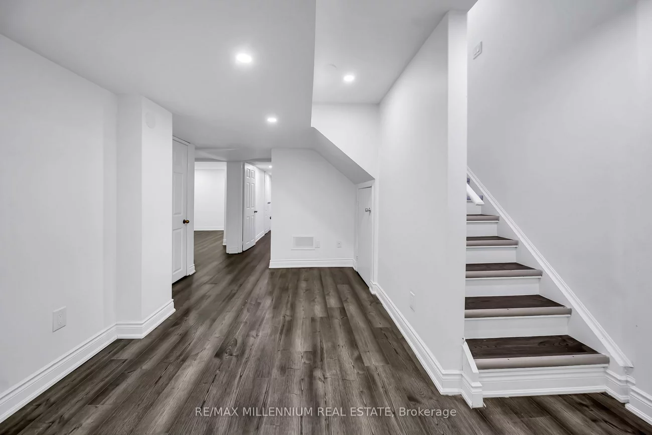 36, Allangrove, Fletcher's Meadow, Brampton