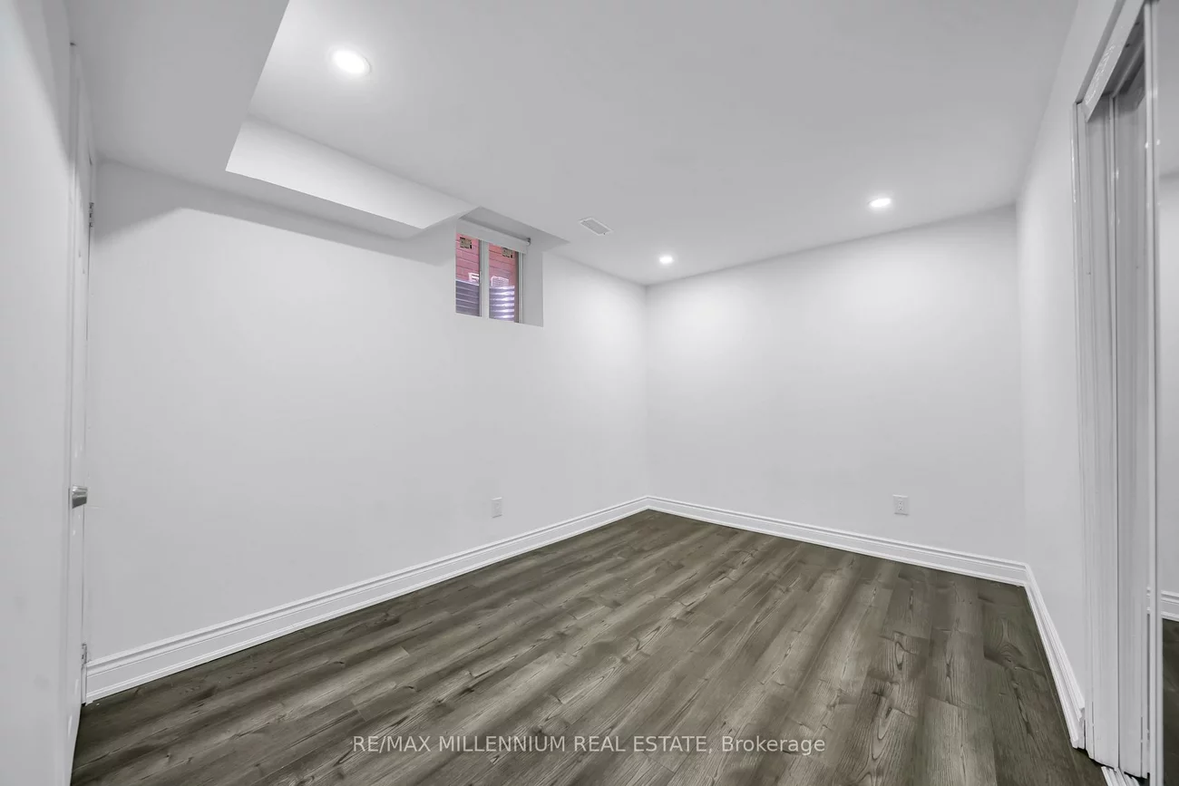 36, Allangrove, Fletcher's Meadow, Brampton