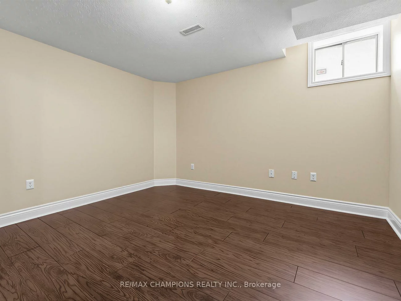 1, Cluster Oak, Sandringham-Wellington, Brampton