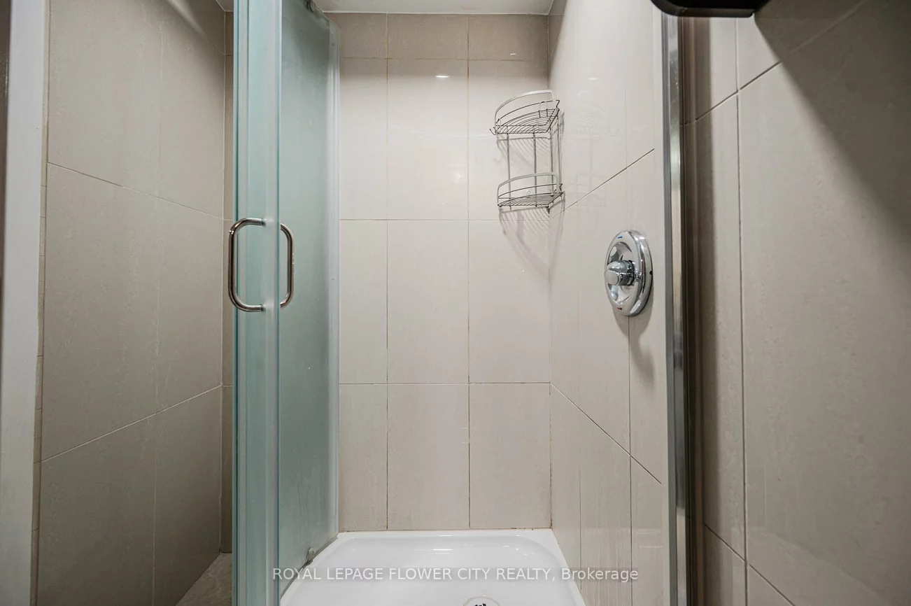 16, Gleneaden, Northgate, Brampton