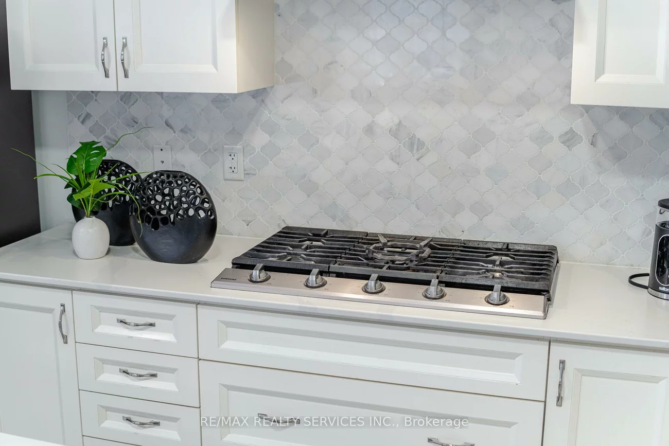 15, Farringdon, Northwest Brampton, Brampton