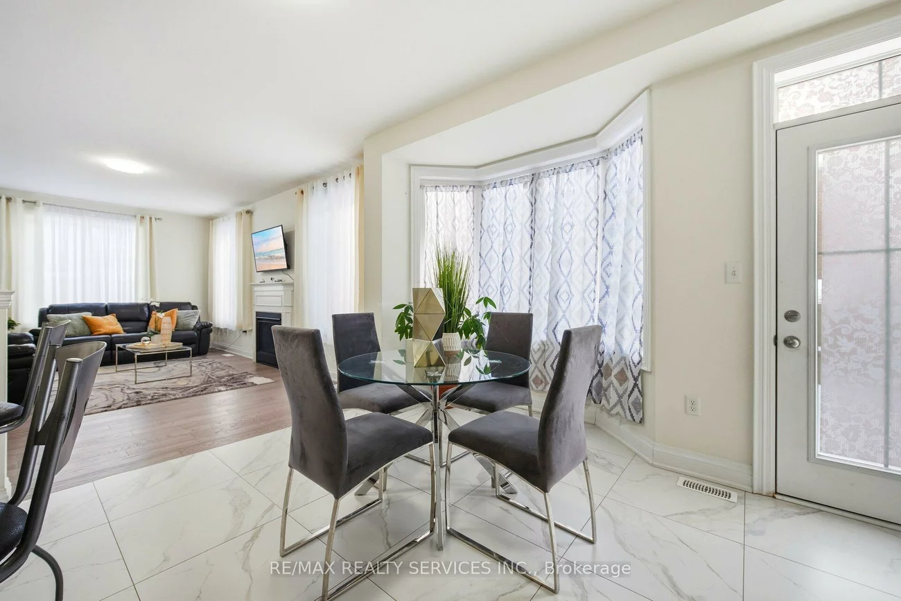 15, Farringdon, Northwest Brampton, Brampton