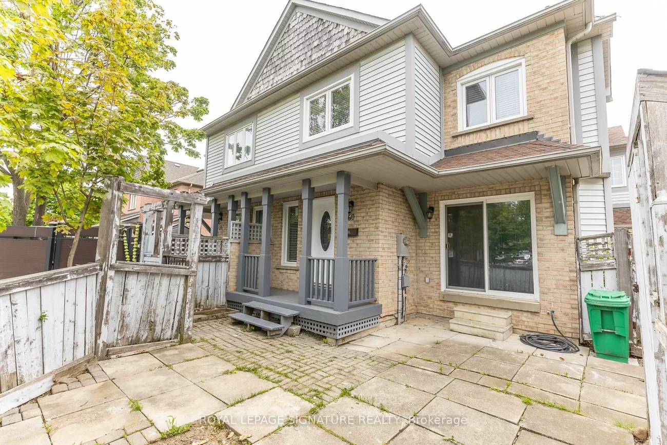 60, Blue Spruce, Sandringham-Wellington, Brampton