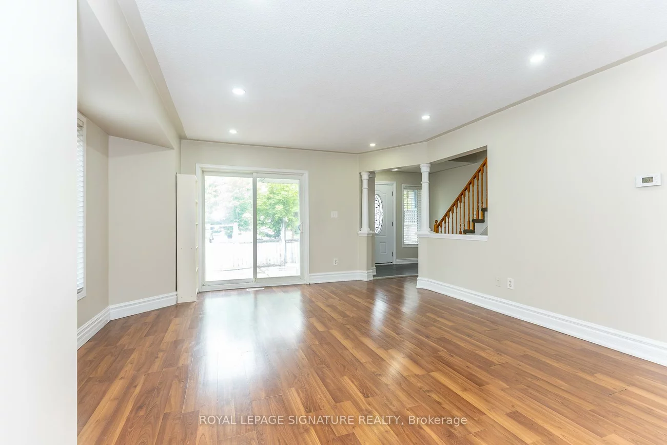 60, Blue Spruce, Sandringham-Wellington, Brampton