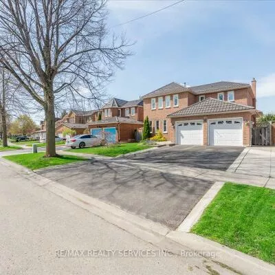 36, Brydon, Northwood Park, Brampton