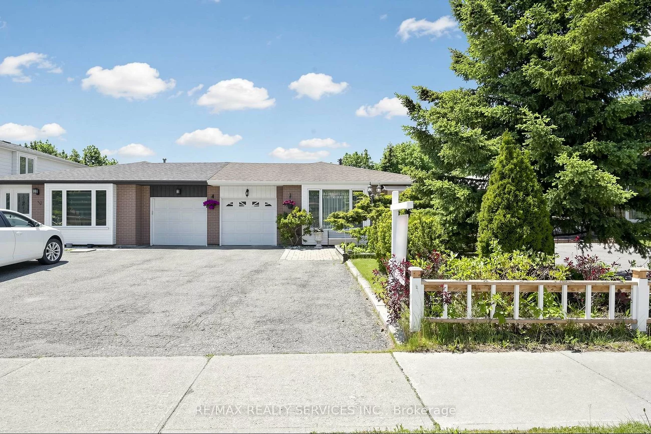 36, Glenvale, Northgate, Brampton
