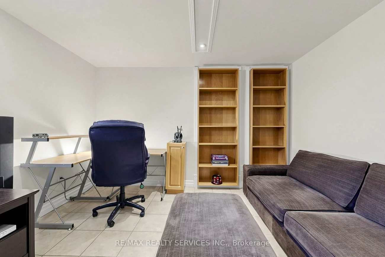 36, Glenvale, Northgate, Brampton