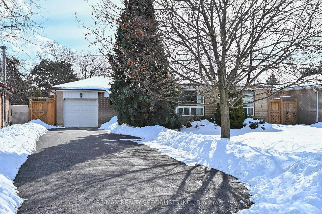 8, Beechwood, Avondale, Brampton