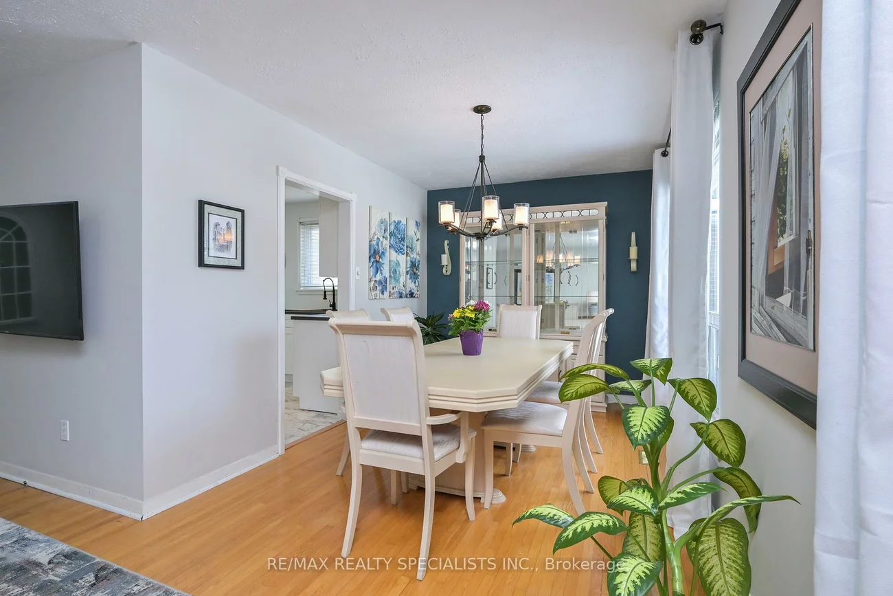 8, Beechwood, Avondale, Brampton